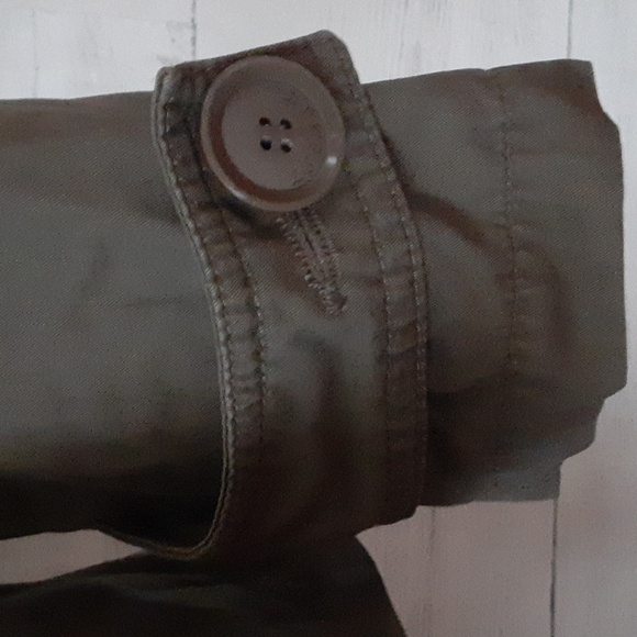 Olive Women's Utility Jacket - Picture 8 of 10